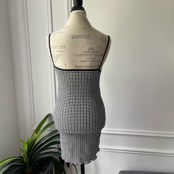 Aritzia Wilfred Jazz Mini Dress - Picture 3 of 6